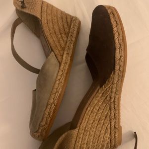 Italian Esperadilles; Gently used- have two pairs, taupe and brown